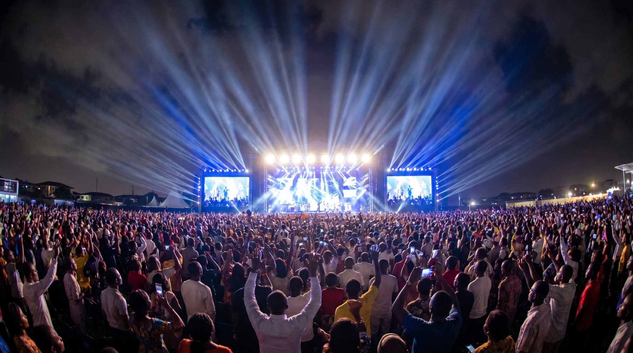 Tens of thousands at an SSOUNDS-powered live event